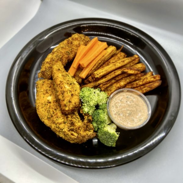 Almond Crusted Chicken Tenders with Fresh Vegetables and Zesty Ranch